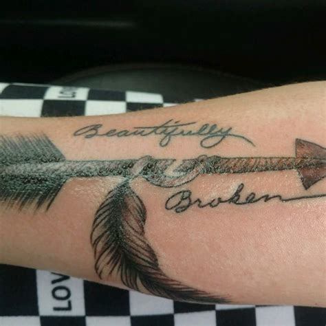 15 Best Broken Arrow Tattoo Ideas To Inspire You