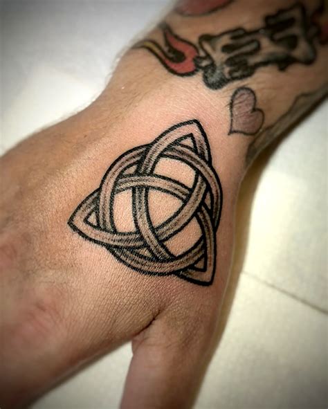 15 Unique Celtic Knot Tattoo Ideas For Timeless Designs