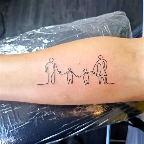 21 Awesome Family Tattoo Designs Ideas In 2025 Tattoo Pro Family 21 Awesome Family Tattoo Designs Ideas In 2025 Tattoo Pro Family