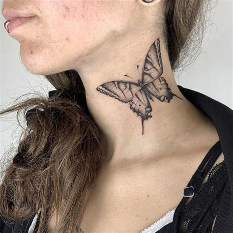 22 Butterfly Neck Tattoos That Prove The Power Of Simplicity