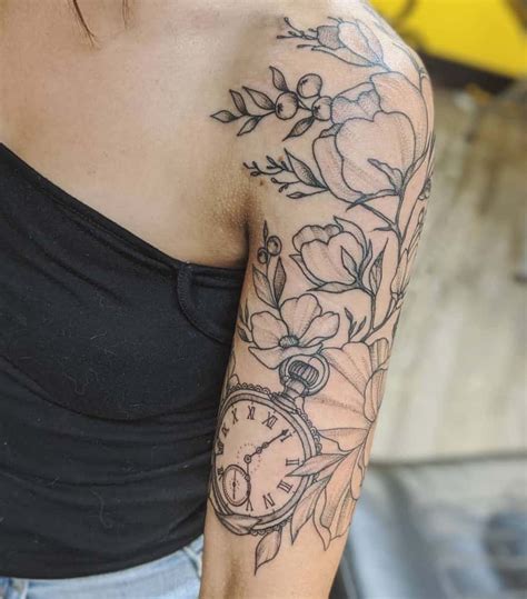25 Upper Arm Tattoos For Women With Meaning Pics