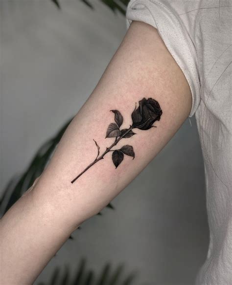 30 Alluring Black Rose Tattoo Ideas For Men Amp Women To Inspire You In 2024