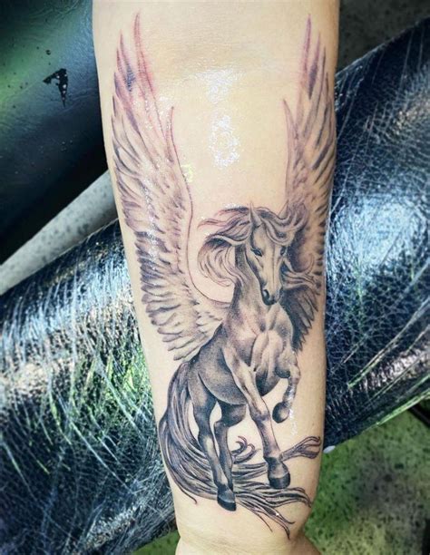 30 Pretty Pegasus Tattoos You Must Try Pegasus Tattoo Horse Tattoo