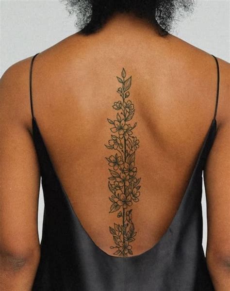 40 Feminine Back Tattoos To Inspire Your Next Ink Everything Abode 40 Feminine Back Tattoos To Inspire Your Next Ink Everything Abode