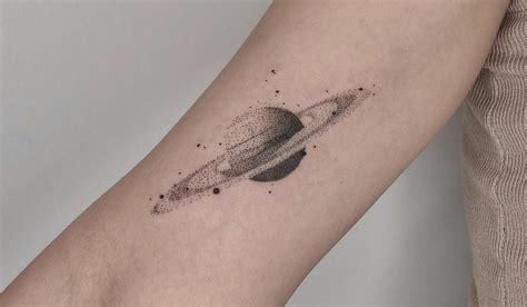 48 Saturn Tattoos And Saturn Tattoo Meanings Artofit