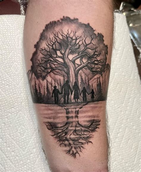 60 Stunning Family Tree Tattoo Ideas To Honor Your Roots