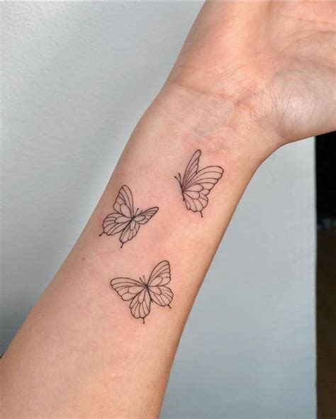 70 Meaningful Small Butterfly Tattoo Ideas To Try In 2022 Small Hand
