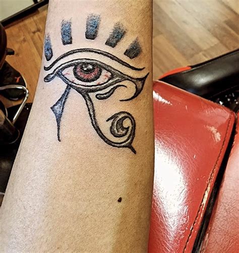 Best Eye Of Ra Tattoo Ideas Meaning And Inspiration Ez Tour Egypt