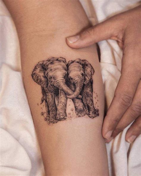 Best Small Elephant Tattoos At Blake May Blog
