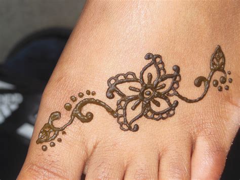 Easy Henna Tattoos For Beginners Adam Forga Easy Henna Tattoos For Beginners Adam Forga