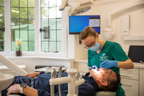 Discover Top-Rated Family Dentist Near You: Best Clinic Revealed