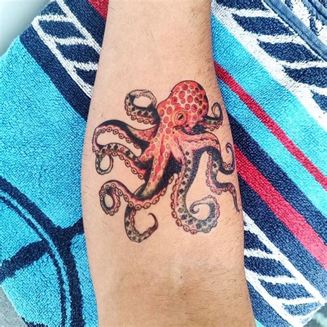 Giant Octopus Tattoo Giant Octopus Tattoo