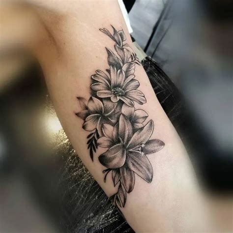 Lily Tattoo Master Files Lily Flower Tattoos Beautiful Flower