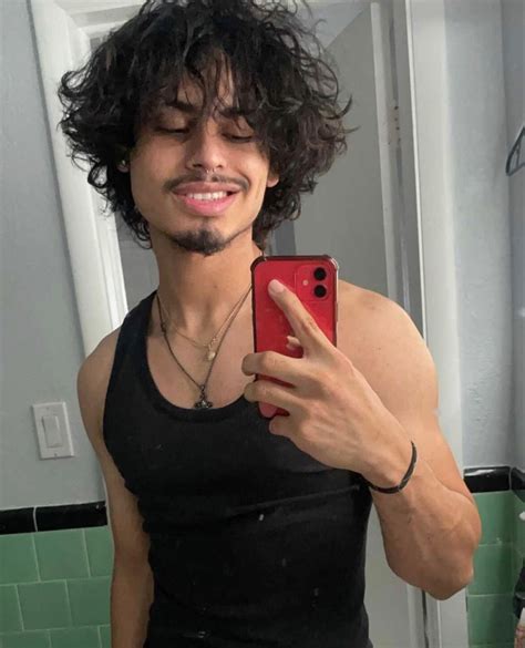 Pin By Aj On Guardado R Pido Attractive Guys Hispanic Men Hot Pin By Aj On Guardado R Pido Attractive Guys Hispanic Men Hot