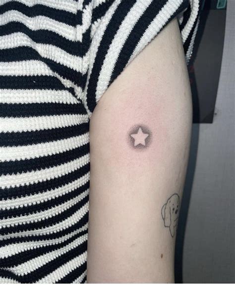 Pin By Angelssingtonight On Ink Cute Tattoos Simplistic Tattoos Pin By Angelssingtonight On Ink Cute Tattoos Simplistic Tattoos