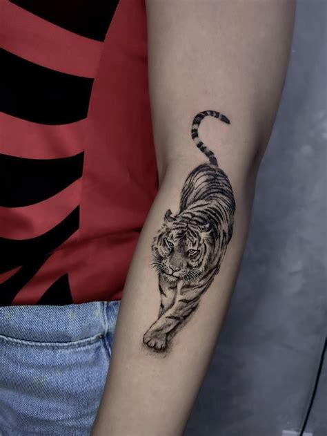 Pin By Jenny Shipley Peterson On Tattoos Tiger Tattoo Arm Tattoo