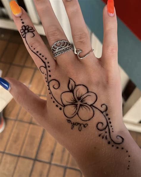 Pin By Lou Ann Bearley On Tattoos In 2024 Simple Henna Tattoo Henna Pin By Lou Ann Bearley On Tattoos In 2024 Simple Henna Tattoo Henna