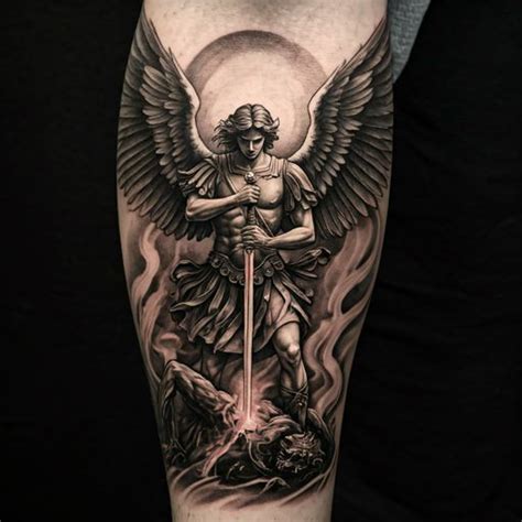 Pin De Marco En Mostri En 2025 Tatuaje San Miguel Arcangel Tatuaje