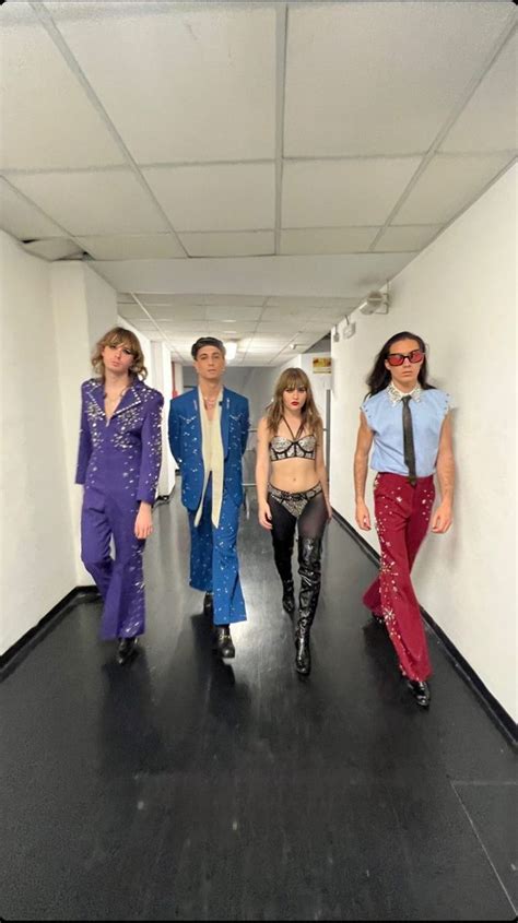 Pin Di Sere Serena Su M Neskin Celebrit Band Musicali David