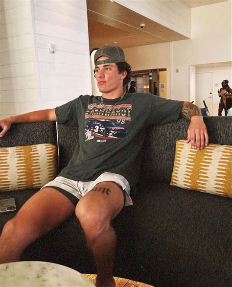 Pinterest Goldyn In 2025 Frat Boy Outfit Frat Outfits Mens Outfits Pinterest Goldyn In 2025 Frat Boy Outfit Frat Outfits Mens Outfits