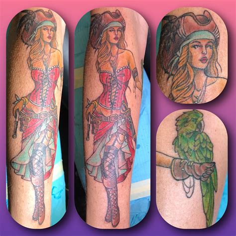 Piraten Pin Up Girl Tattoos
