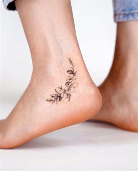 Simple Tattoo Designs On Ankle For Women