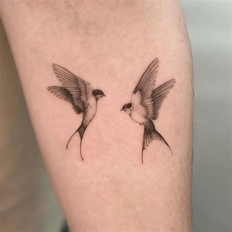 Swallow Tattoos Designs With Style 31 Ideas Inkbox