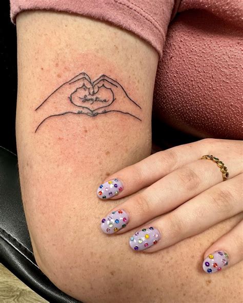 Taylor Swift Fearless Hand Hearts Tattoo Artofit