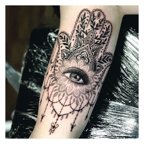 Top 15 Exclusive Hamsa Tattoo Designs In 2022 Artofit