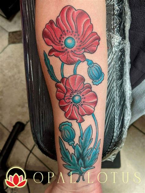 Traditional Poppy Tattoos Bold Beautiful Ink Certified Tattoo Studios